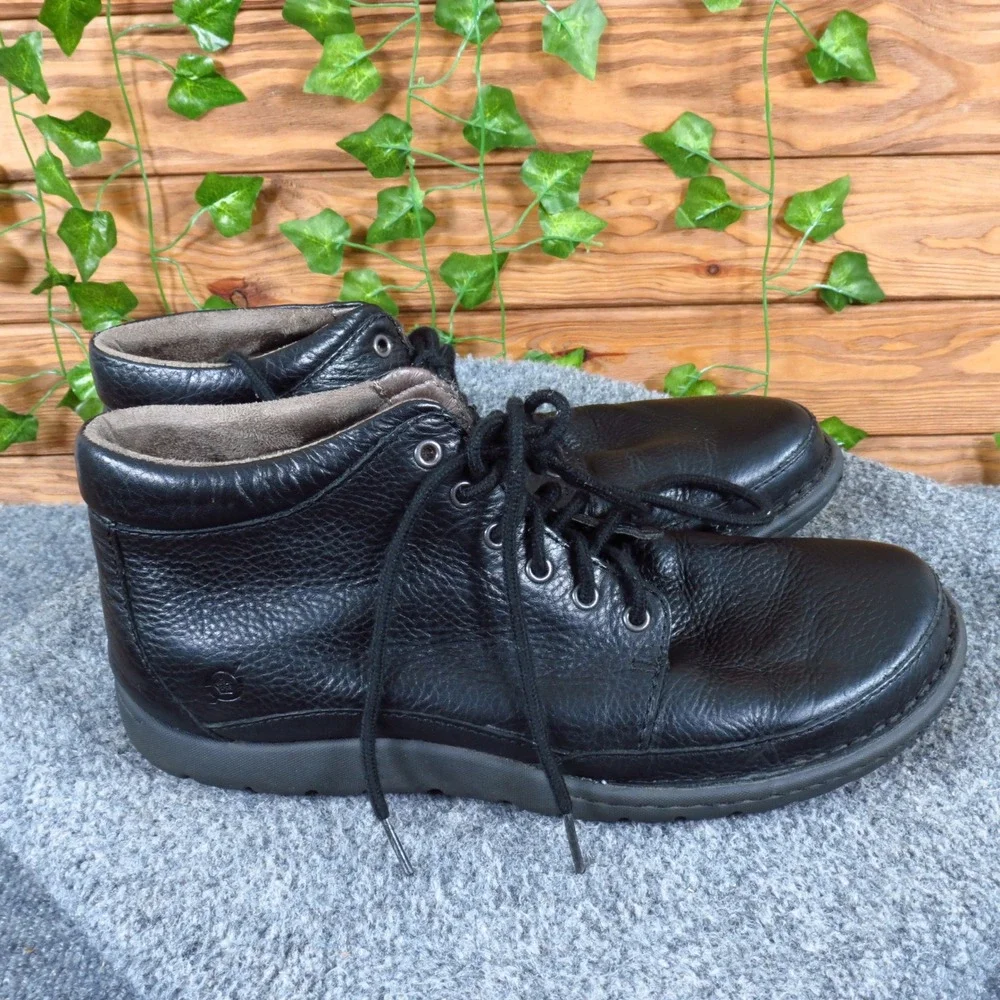 Born Nigel Mens Chukka Boots Size 8 Everyday Wear Black Pebbled Leather
